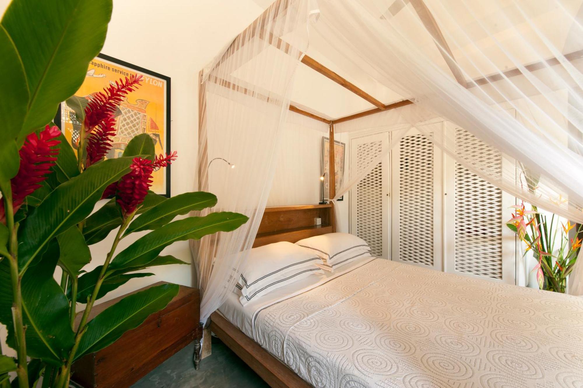 A 03 Bedroom Villa In Galle Fort With Roof Terrace & Pool Kültér fotó
